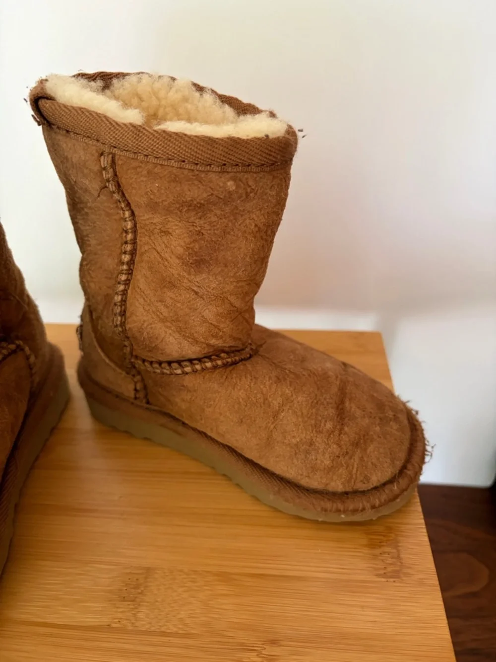 UGG have ton